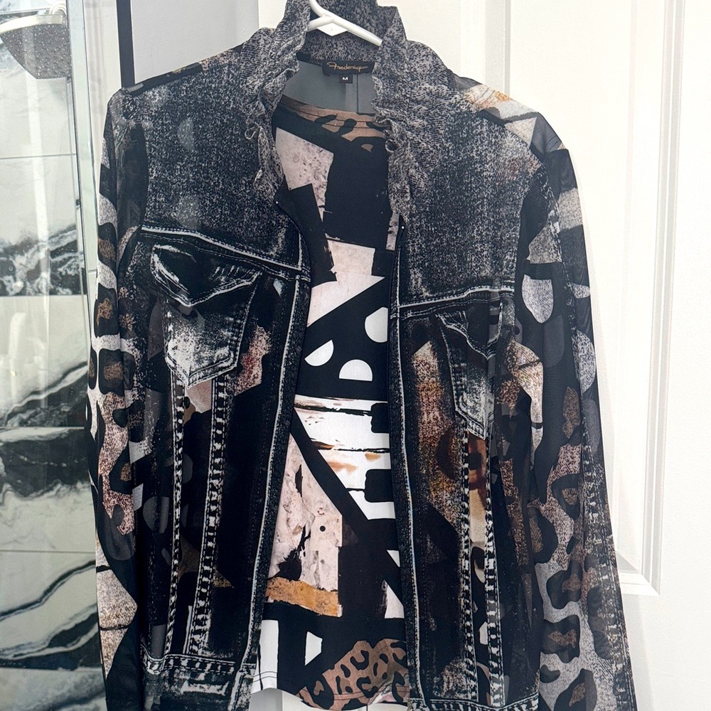 Stylish Black and Brown Women's Jacket with matching shell.